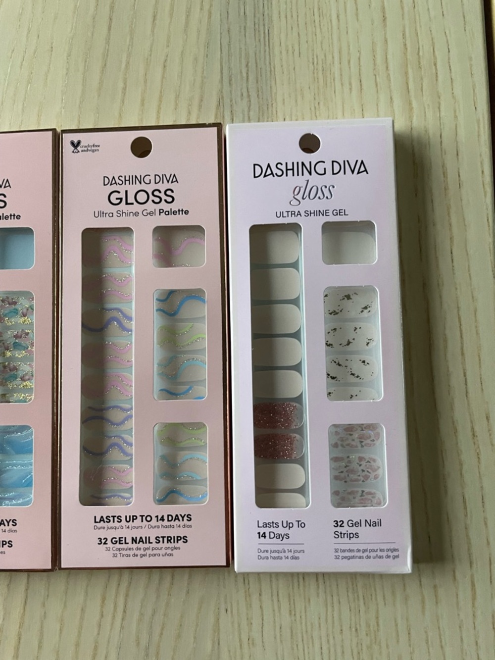 Dashing Diva Gloss Gel Nail Strips - Pastel Blue & Pink Sets 3 packs NWT - Picture 3 of 4